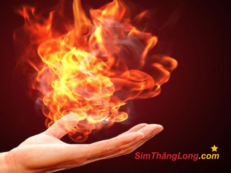 Người chồng mệnh Hỏa thường sở hữu tính cách mạnh mẽ, dũng cảm